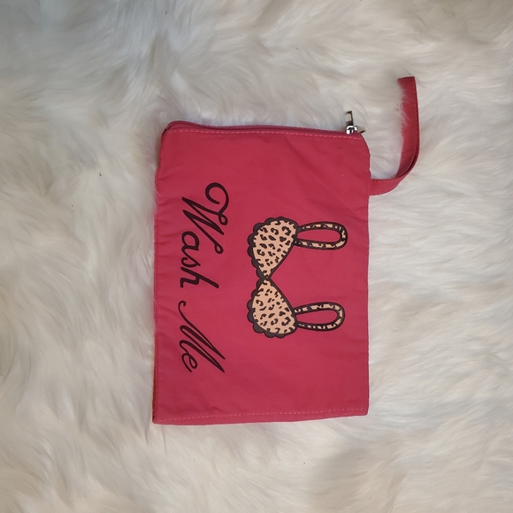 Wear Me :Wash Me Lingerie Bag - Picture 2 of 4